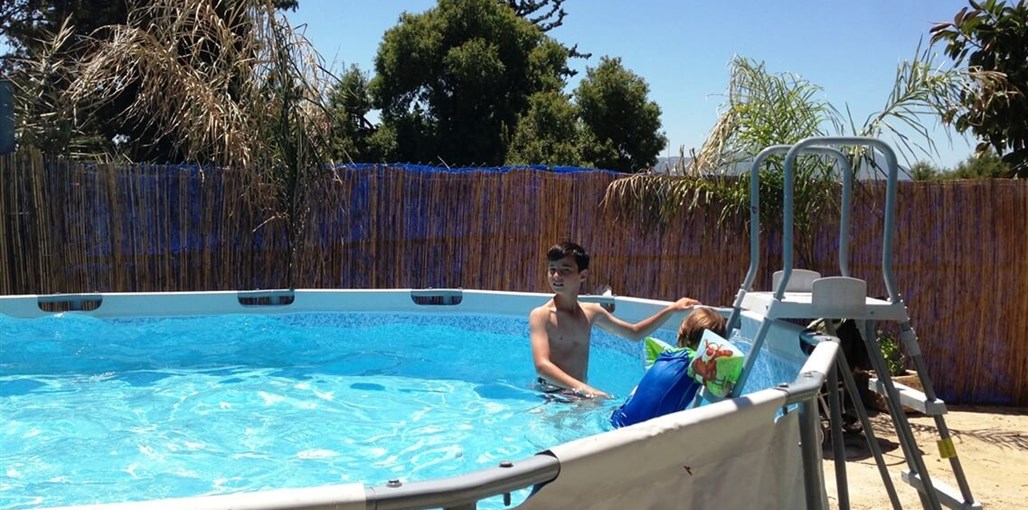 וילת נופש אומנות ישראלית הבריכה בוילה צימר אמנות ישראלית (5).JPG