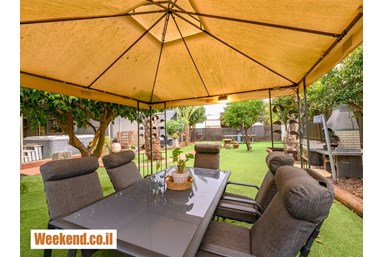 וילה בצל הגפן