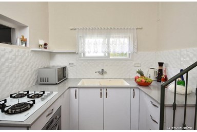 וילה פנינה בכנרת - הוילה