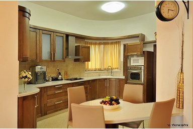 וילה מצוק לכנרת 