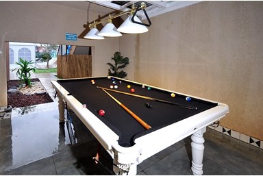 וילה דיפסי - החצר והנוף