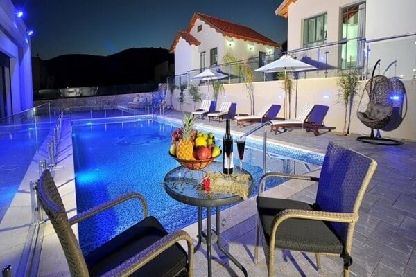 הוילה של יגאל בספסופה 130.jpg