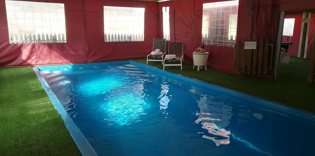 וילה ניו יורק בריכה מקורה (6).jpeg