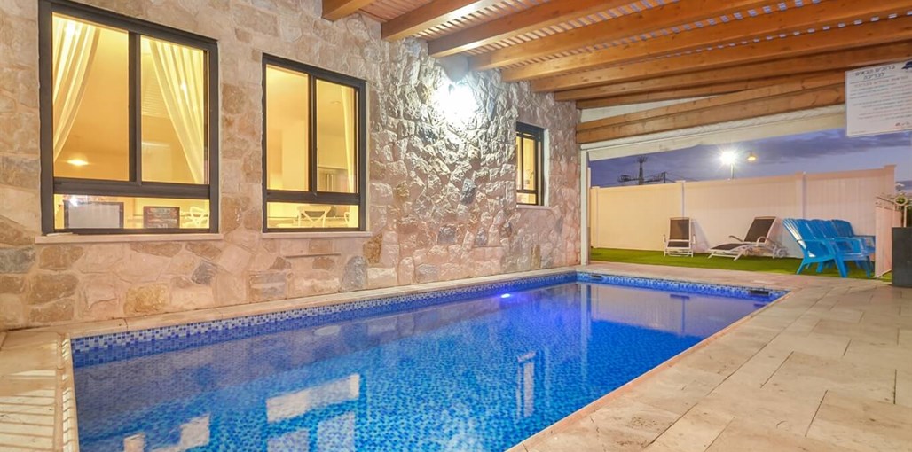 לאב וילה VIP חצר (4).jpeg