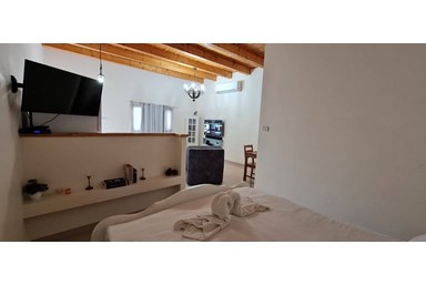 וילה אחוזת לאטה - סוויטת הנוקד וסוויטת הבוקר 