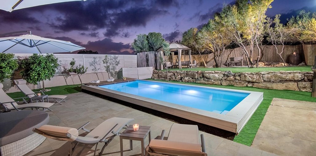 וילה פלורין אירוח בוטיק ALB_5562aa.jpg