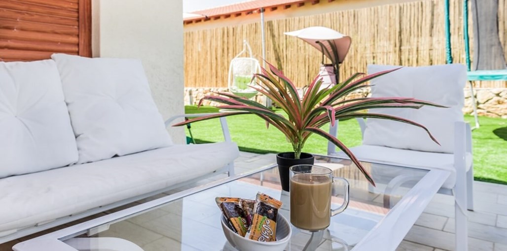 לה וילה בל חצר_ובריכה__(7).jpg