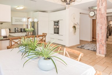 וילה לה וילה בל - פנים הוילה