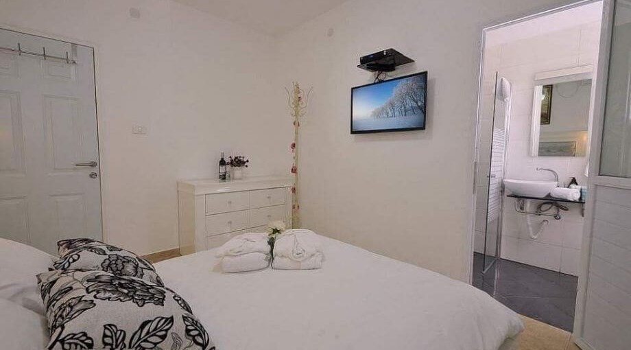 וילה כרמל בלבן לבן1.jpg