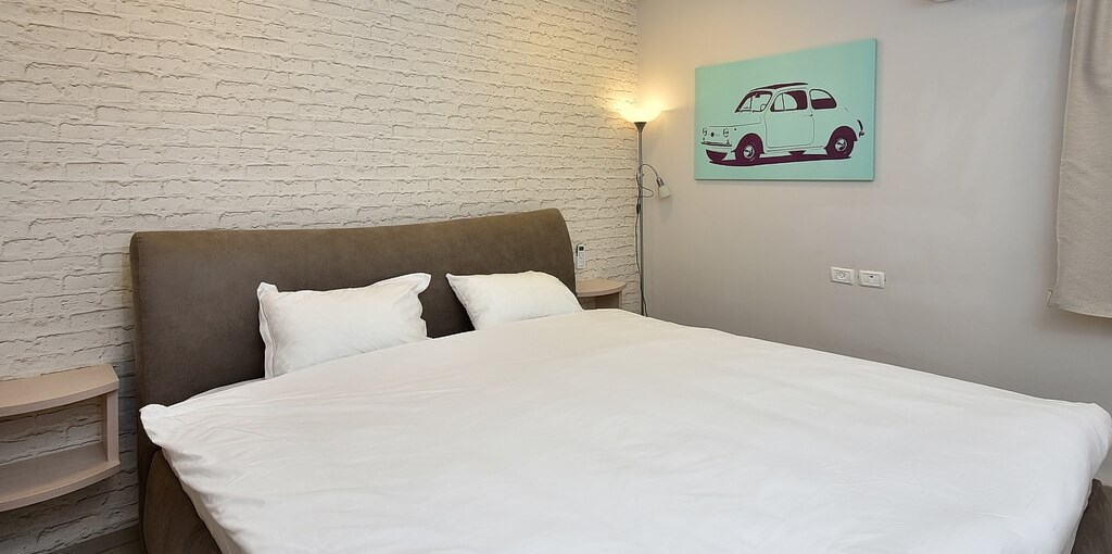 וילה קרולינה חדר שינה (1).jpg