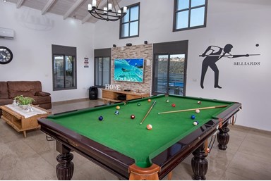 וילה אחוזת אגם בוטיק - פנים הוילה