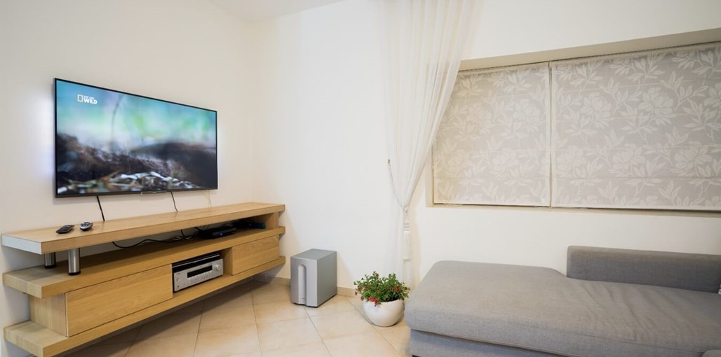 סוויט הום - Sweet Home סלון.jpg