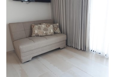 וילה הצוק במרומים - הוילה