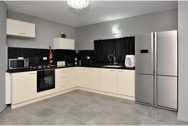 וילה פרסטיז' - הוילה