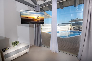 וילה אחוזת נטלי - הוילה