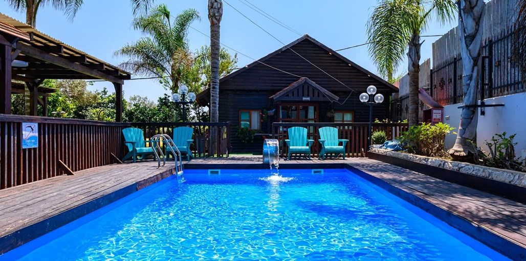 וילה אדהם חצר (10).jpg