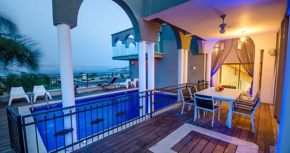 ארמון כנרת בריכה (3).jpg