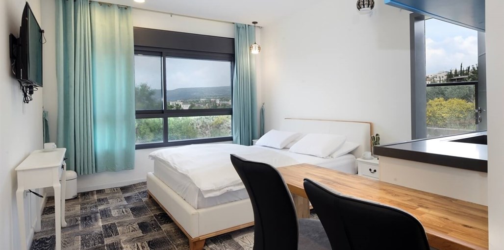 אחוזת כנען אחוזת כנען - פנים הוילה (3).JPG