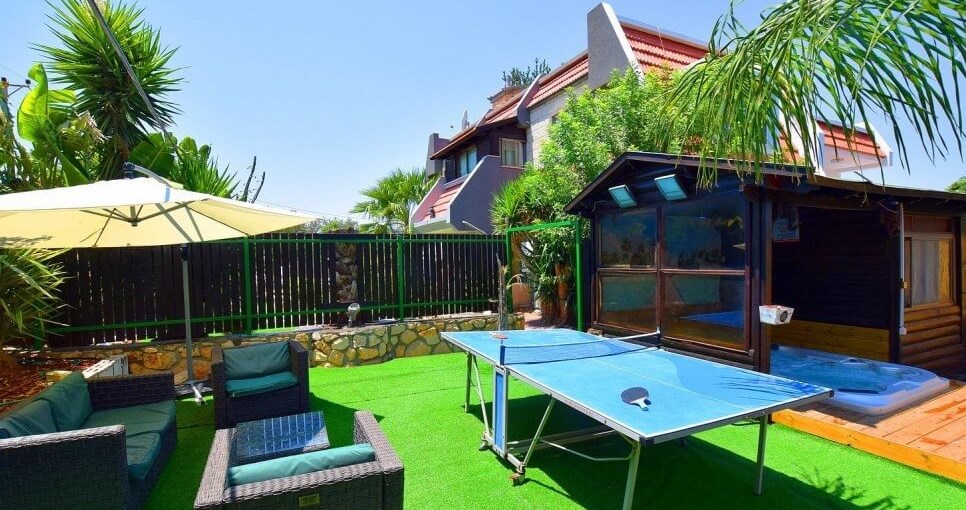 נסיכת הכנרת החצר (6).jpg