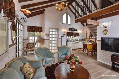 וילת השושנים - הוילה