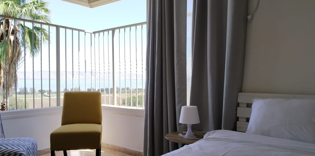 בין תכלת ללבן אירוח לבבי (32).jpeg