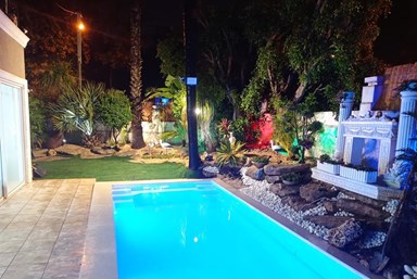 וילה אחוזת הוליווד - הבריכה והחצר