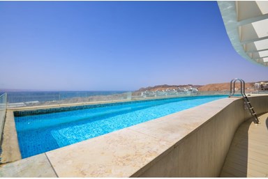 וילה YalaRent פנטהאוז סקייליין