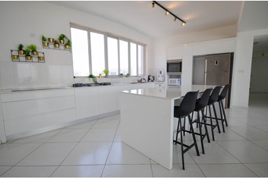 וילה YalaRent פנטהאוז סקייליין