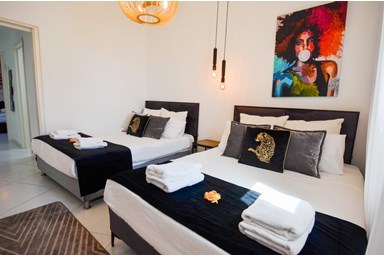 וילה YalaRent פנטהאוז סקייליין