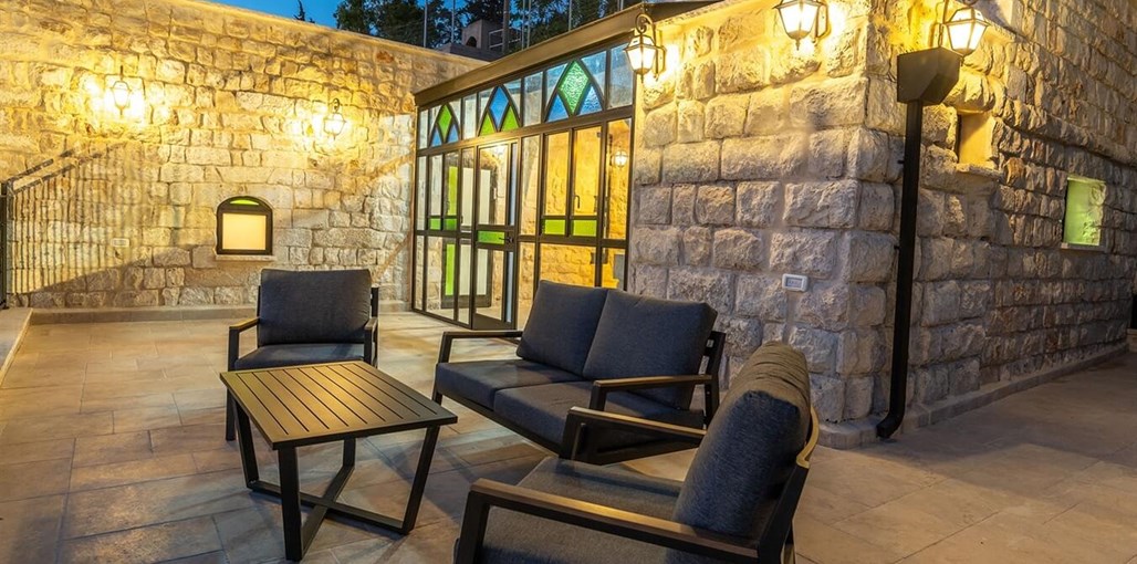 טירת רונית בעתיקה חוץ (1).jpg