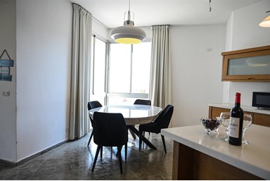 וילה המרפסת במגדל