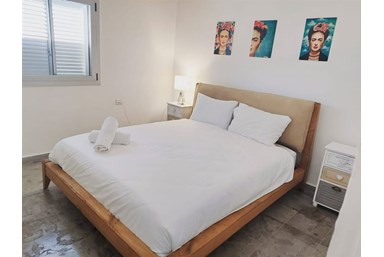 וילה המרפסת במגדל - הוילה