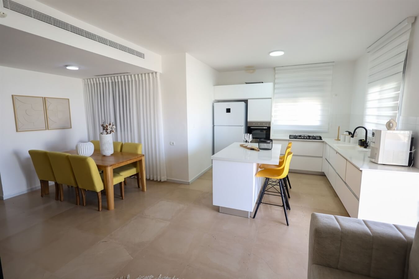 דוריס פלייס אילת