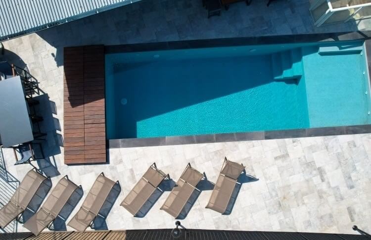 וילה רז בכנרת החצר (4).jpg