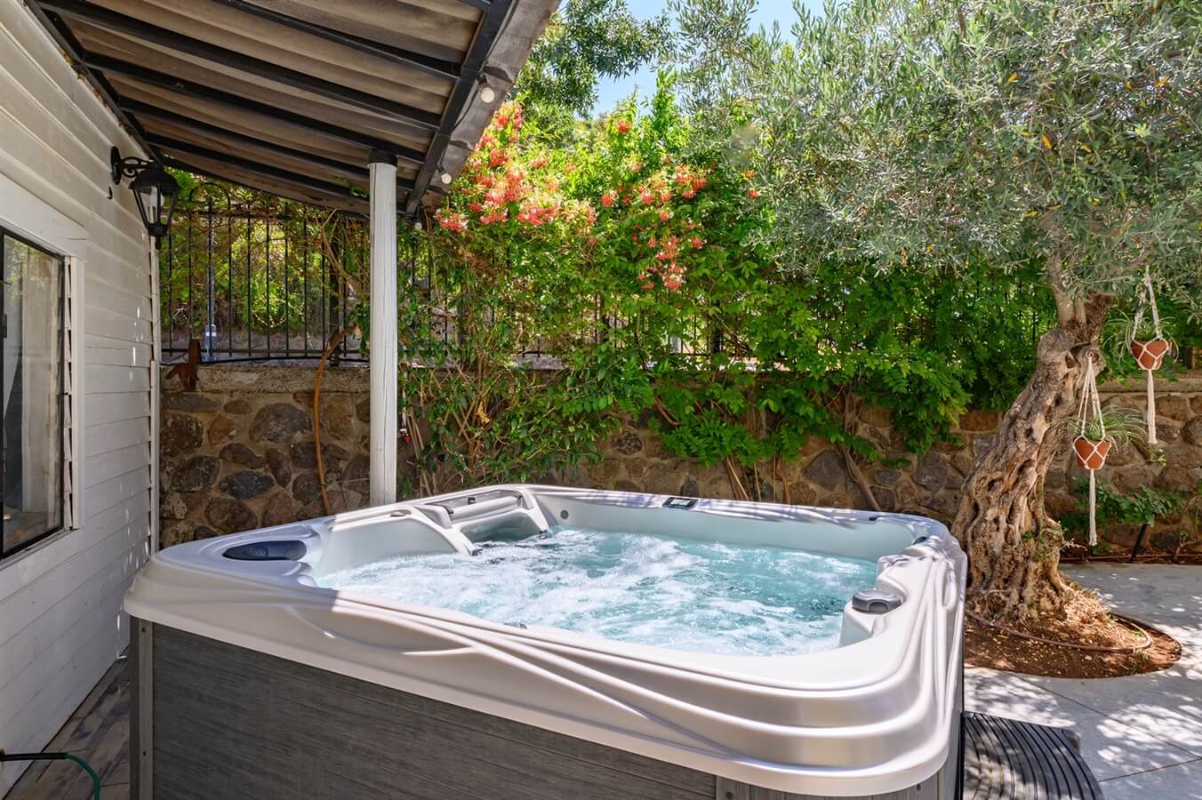 הוילה של אתי