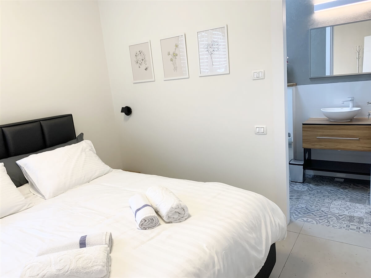 מודרן וילה שחר