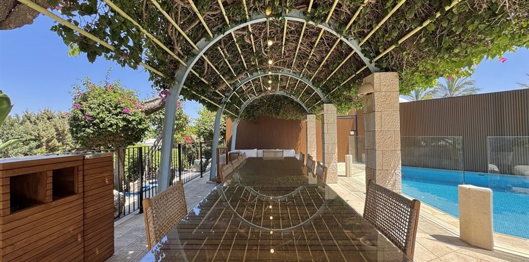 וילה לאקס קיסריה IMG_2802.jpg