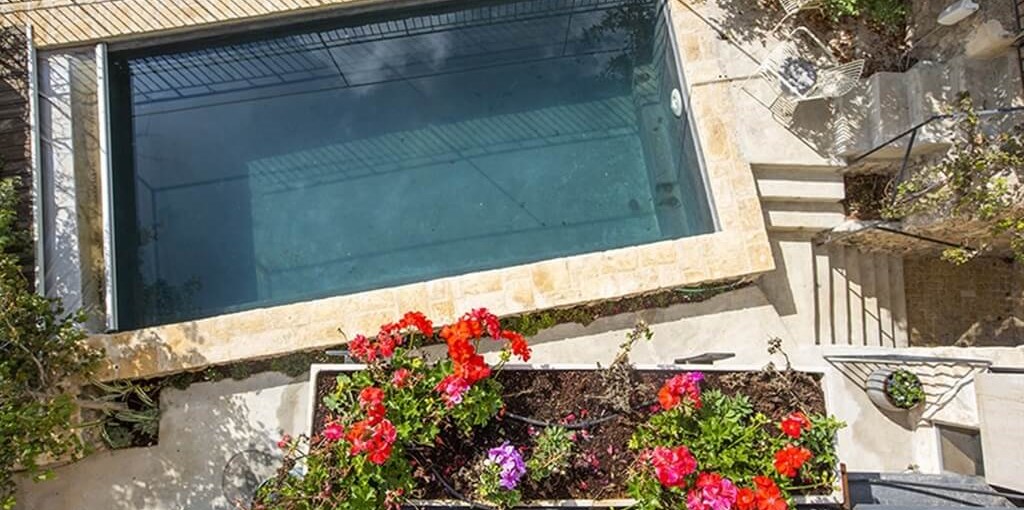 וילה כרמינה עין כרם גארדן ופול (2).jpg