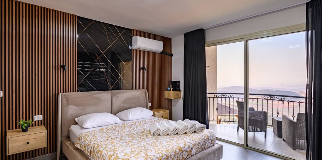 וילת האגם הכחול הוילה (26).jpg