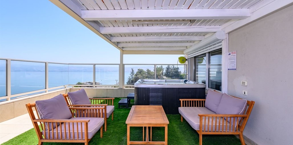 וילה על הגג TMR_7701_תומר_שלנגר_צלם.jpg