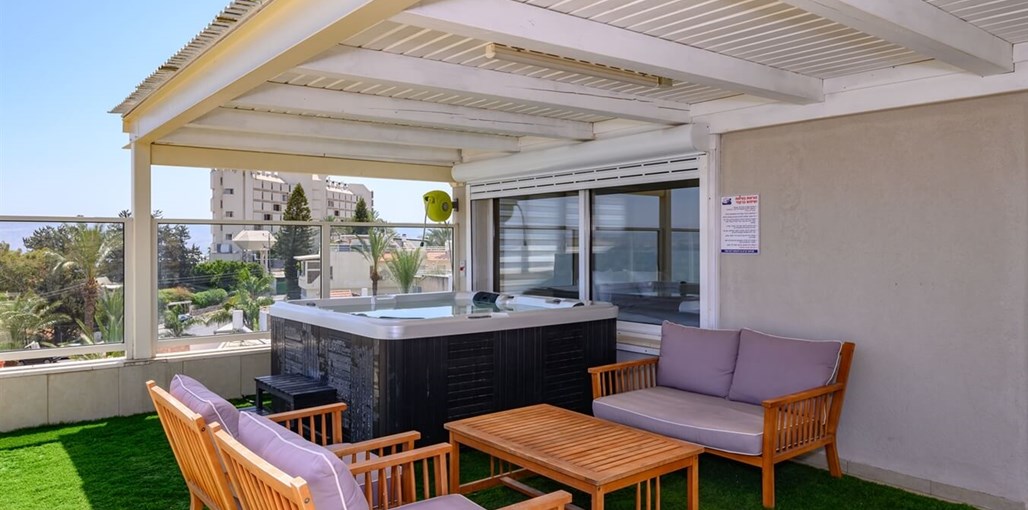 וילה על הגג TMR_7702_תומר_שלנגר_צלם.jpg