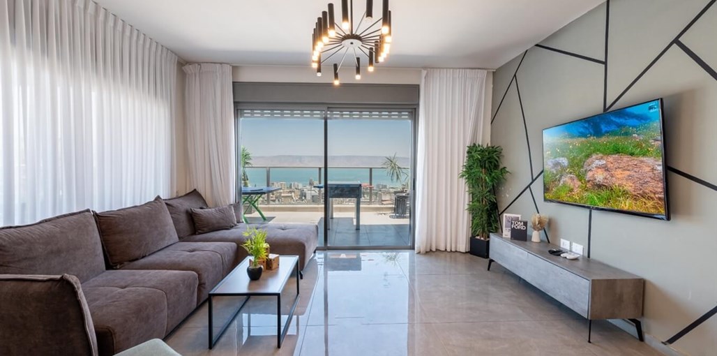 פנטהאוז בוטיק כנרת פנטהאוז גדול חדש (18).jpg