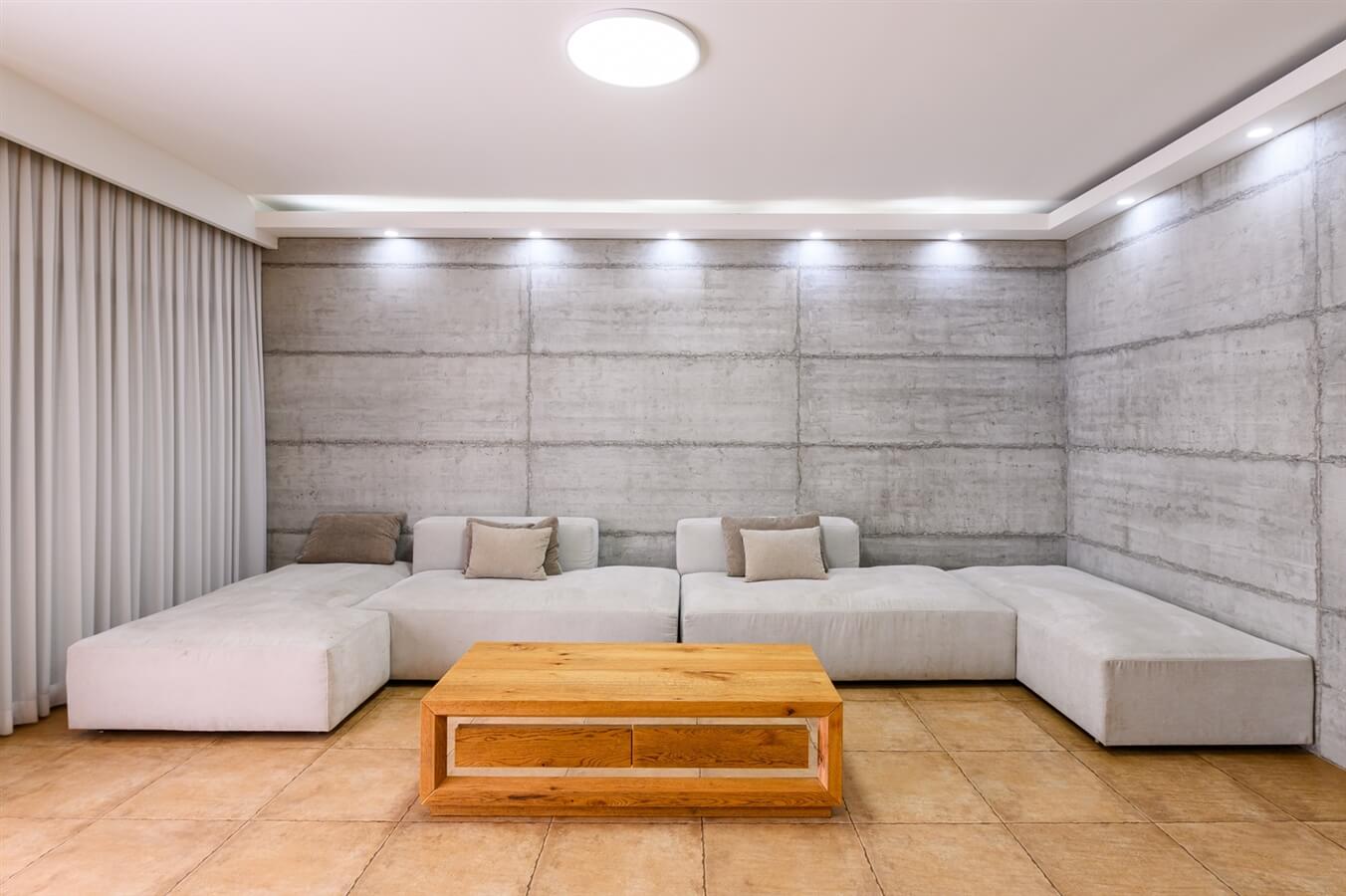 לירוי יוקרה