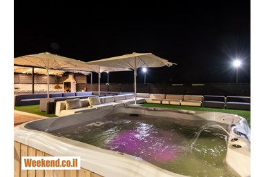 וילה אתנחתא הדרומית - מתחם החוץ