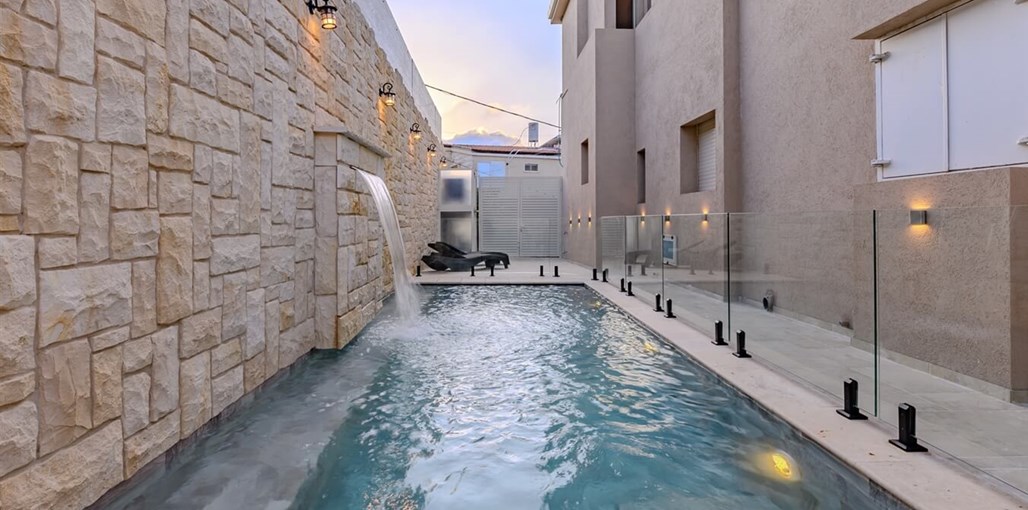 וילה לוזאן TMR_1095-HDR_תומר_שלנגר_צלם.jpg