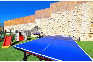 וילה אחוזת ניב - מתחם החוץ