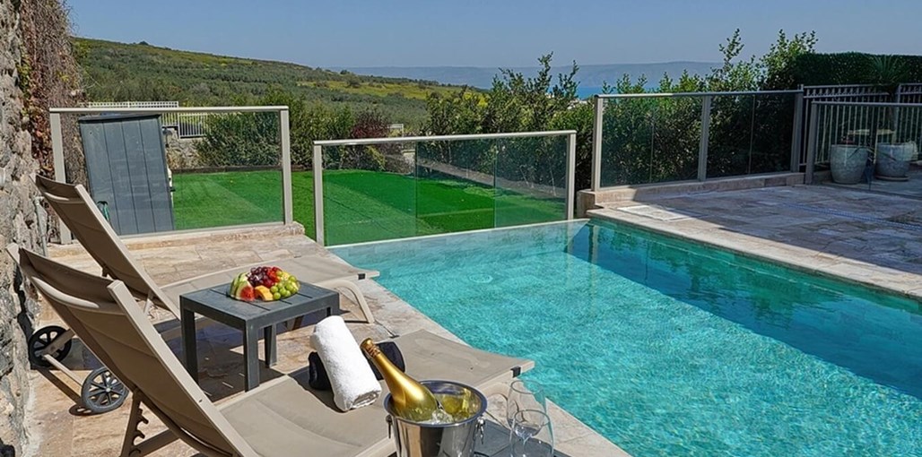 וילה ג'נסיס ARN09835_0.jpg